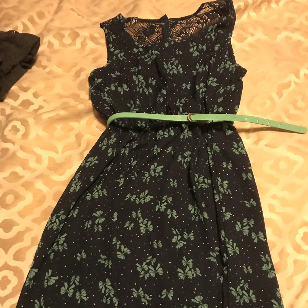 NWT sleeveless navy blue dress